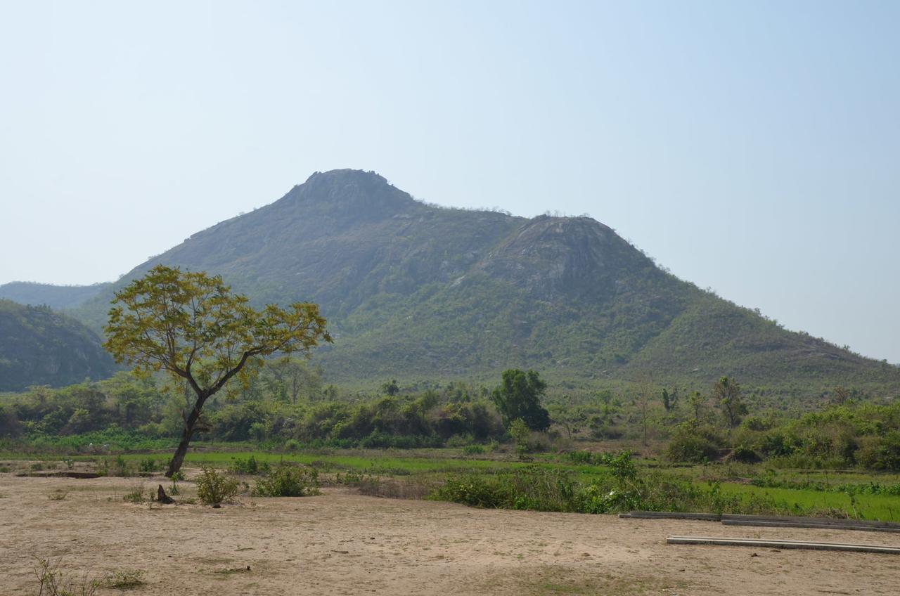 Hotel Akash Sarovar 普鲁利耶 外观 照片