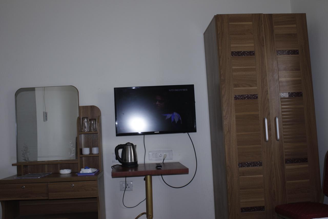 Hotel Akash Sarovar 普鲁利耶 客房 照片