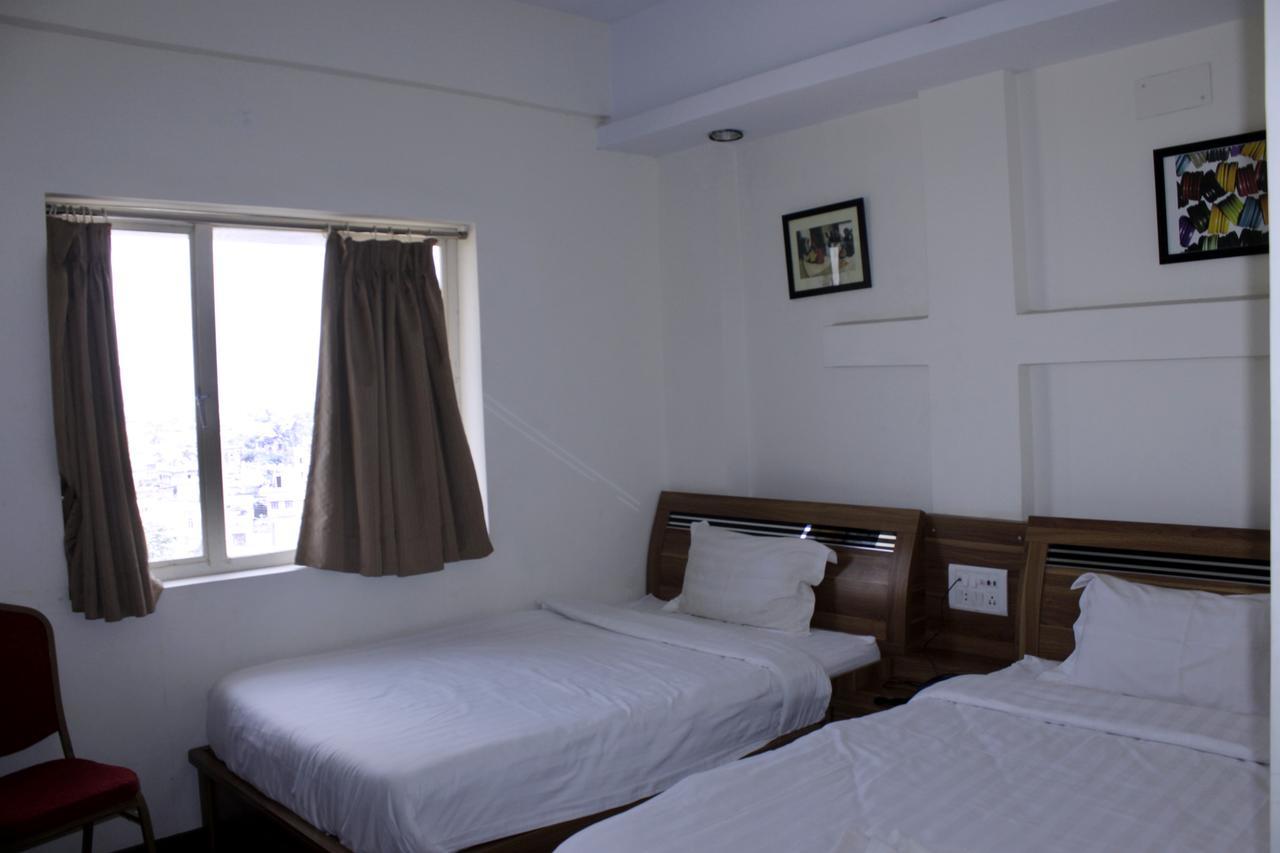 Hotel Akash Sarovar 普鲁利耶 客房 照片