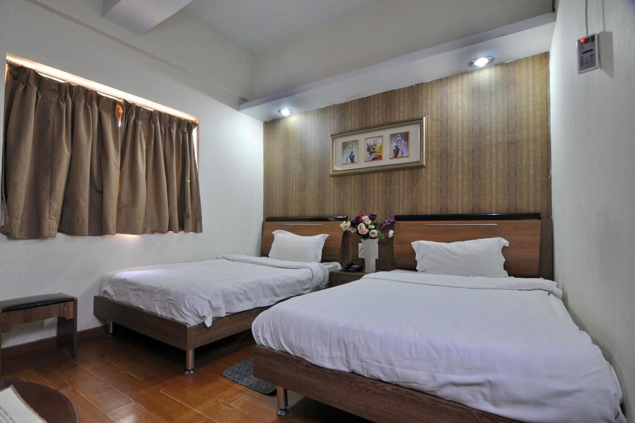 Hotel Akash Sarovar 普鲁利耶 外观 照片